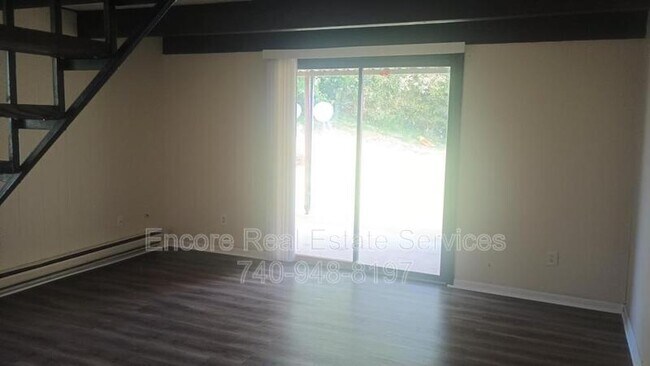 Building Photo - 1241 Nadine Dr