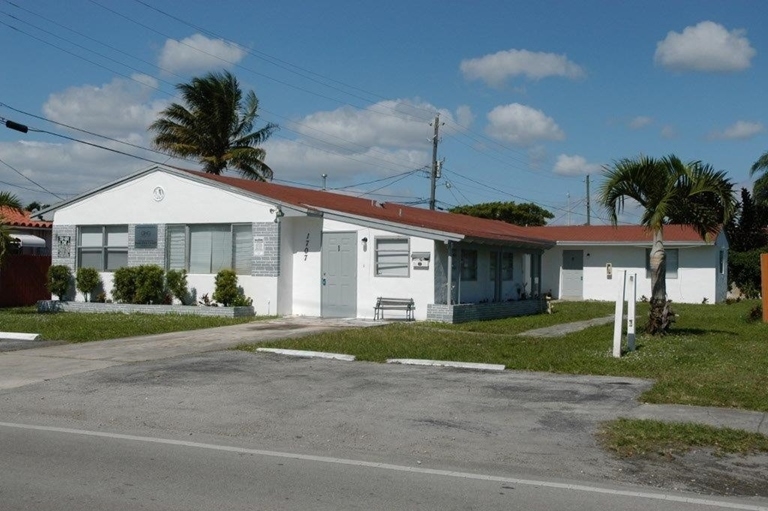 Building Photo - 1707 Taft St