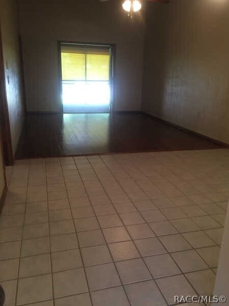 Building Photo - 270 E Glassboro Ct