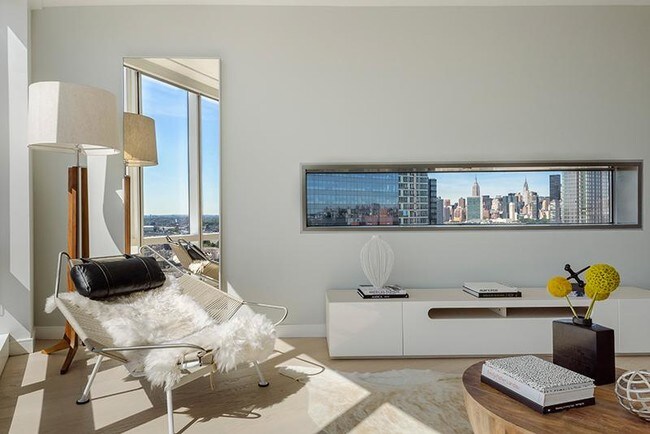 Foto del edificio - 2911 Queens Plz N