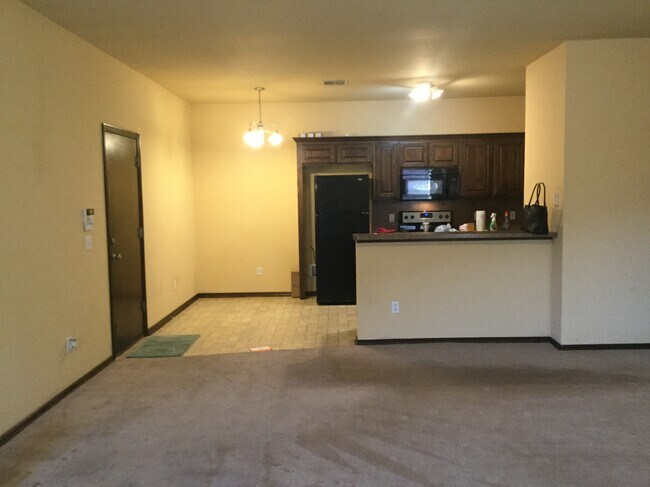 Dining / Kitchen - 1730 W Palm Pl
