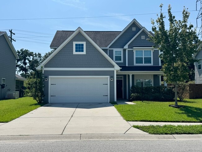 Front - 8132 Ronda Dr