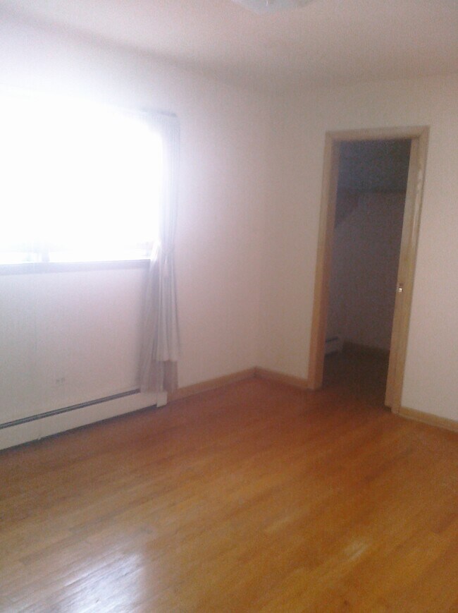 Foto del edificio - 5869 N Nagle Ave