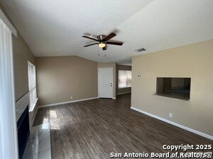 Foto del edificio - 4014 Colonial Sun Dr