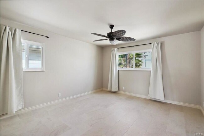 Foto del edificio - 410 1/2 Dahlia Place, Newport Beach, CA 92...
