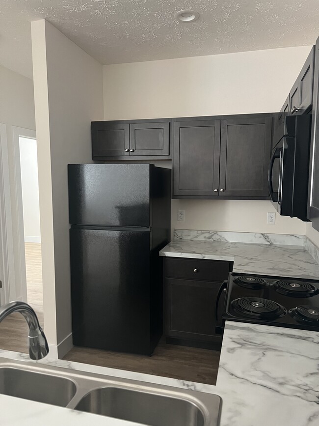 Foto del edificio - 709 Courtyard Ln