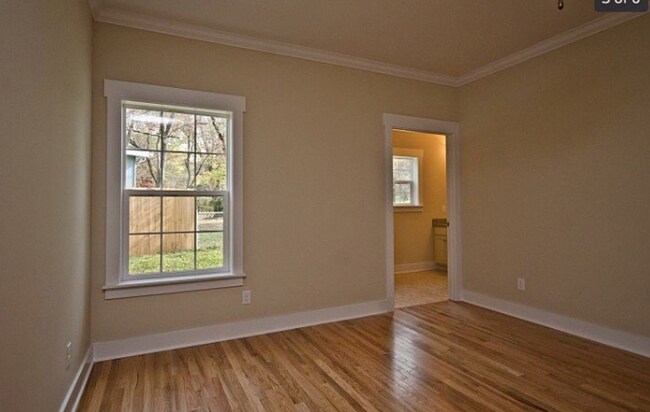Foto del edificio - Townhouse walking distance from Black Moun...