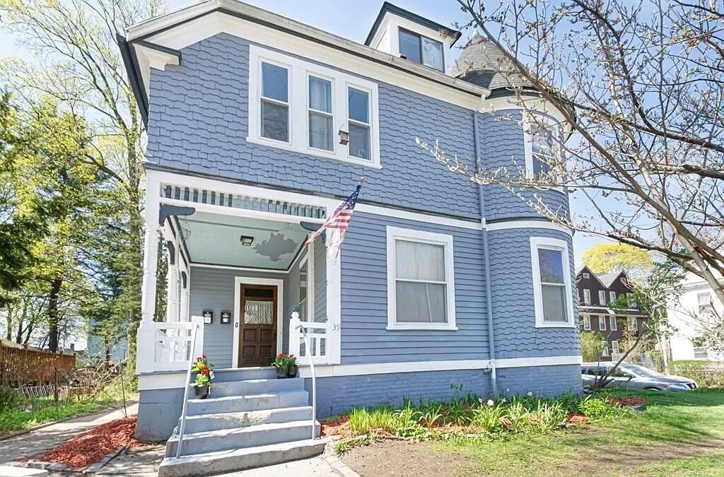 39 May St, Worcester, MA 01610 Rentals in Worcester at 39 May St