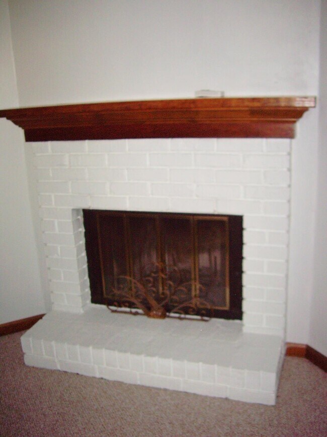 Foto del edificio - 2111 Victory Garden Ln