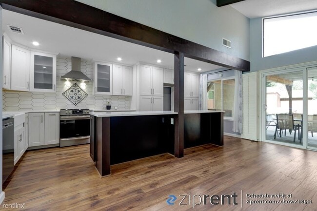 Building Photo - 3 br, 2 bath House - 6269 Heathcliff Drive...