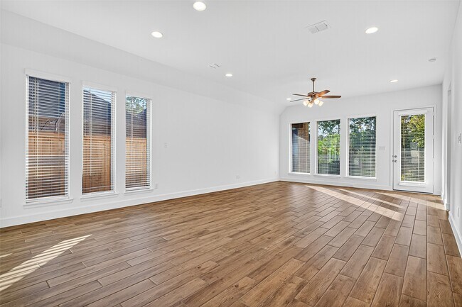 Building Photo - 14830 Whistling Duck Ln