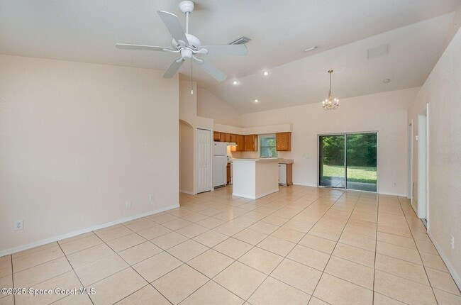 Building Photo - 1066 Quesada St SE