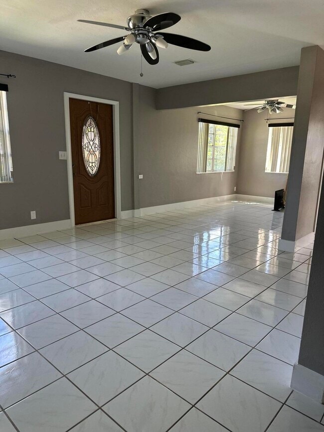 Building Photo - 3461 Ocean Pky