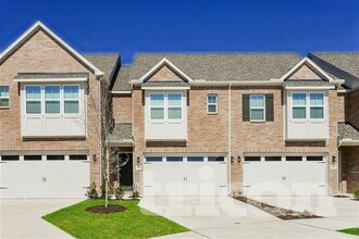 Building Photo - 3009 Songbird Ln