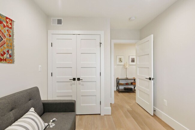 Building Photo - Modern & Updated Four Bedroom Plus Office ...