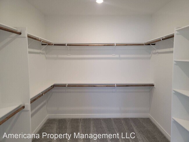 Foto del edificio - 4 br, 3 bath House - 4228 Bayley Skye Ave