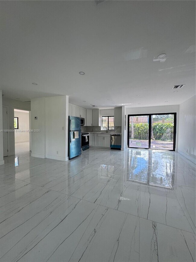 Foto del edificio - 3030 Arthur St