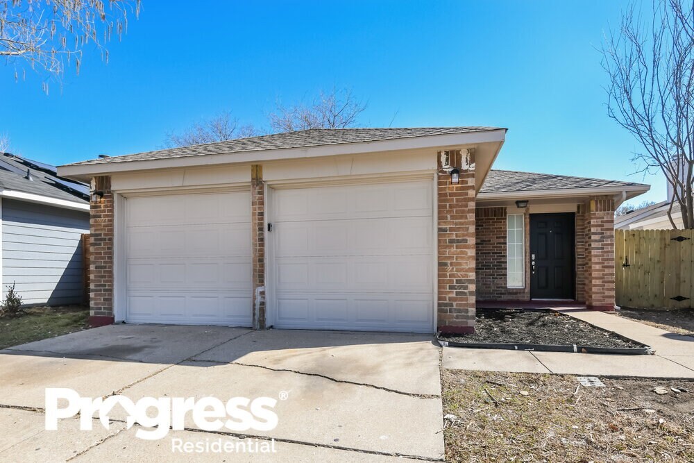 Primary Photo - 6710 Silver Sage Dr