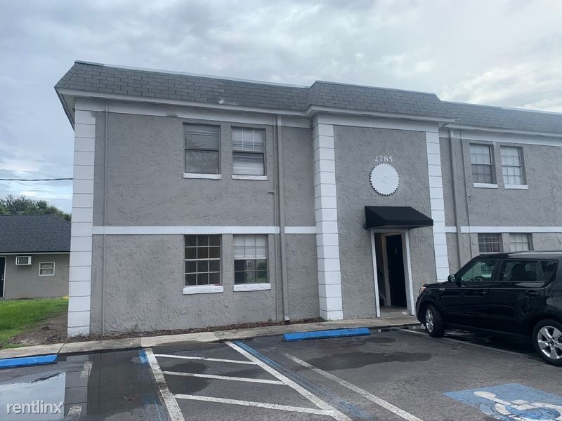 2785 L B McLeod Rd Orlando, FL 32805 Alquileres en Orlando, FL