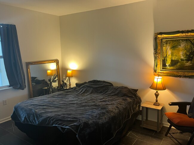 Building Photo - 13500 Derry Glen Ct