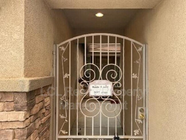 Foto del edificio - 28048 Windjammer Ct