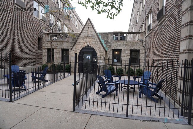 Foto del edificio - 1553 W Hollywood Ave