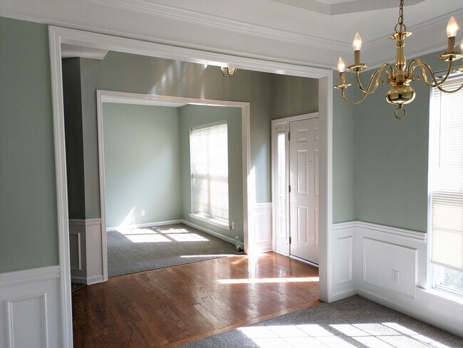 Foto del edificio - 4 Bedroom Home in Winslow Bay!