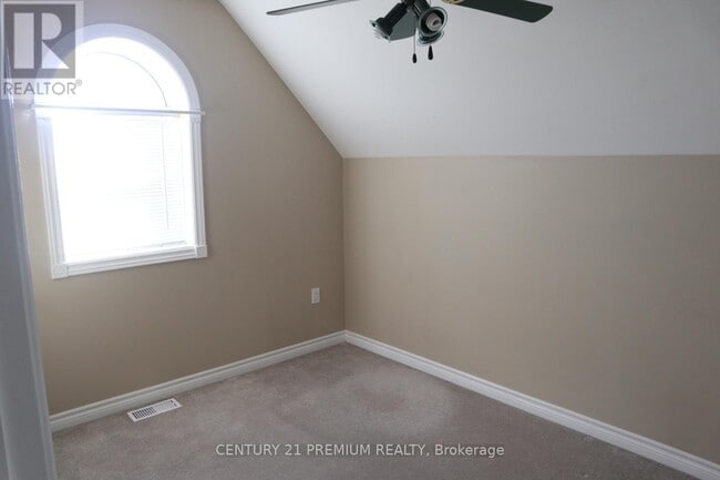 Building Photo - 56 Princess Ave