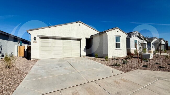 Building Photo - 2530 Fortana Dr