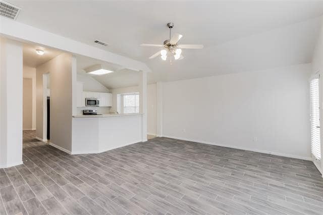 Foto del edificio - 1039 Barrymore Ln