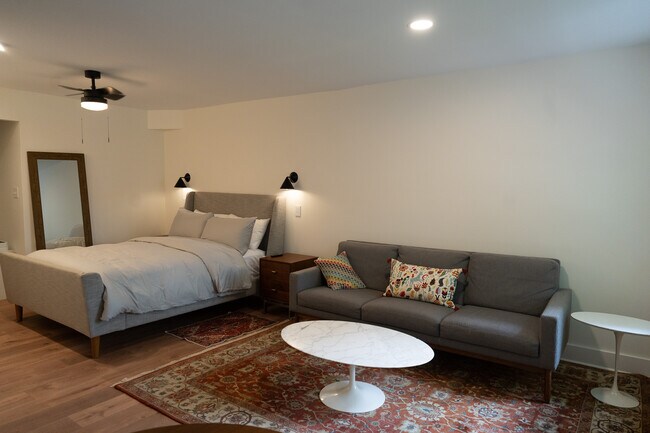 Foto del edificio - 502 Sydney St SE
