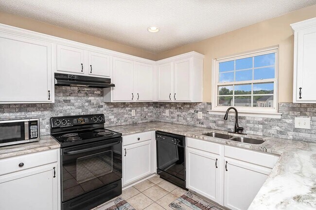 Foto del edificio - 10510 Plantain Ct