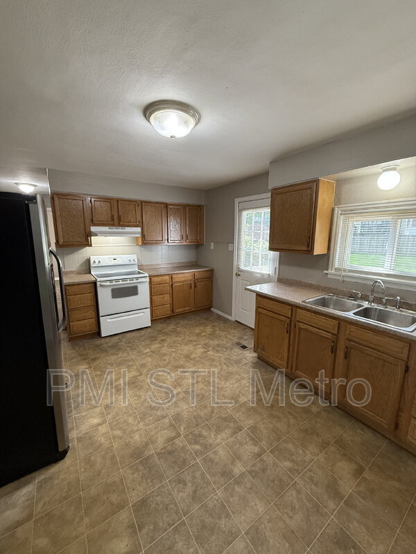 Foto del edificio - 239 Williams Blvd