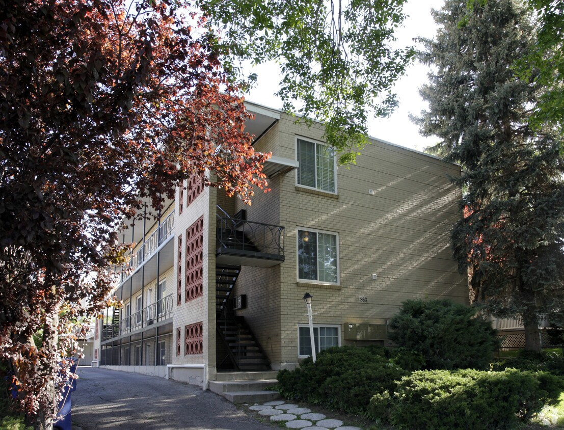 Primary Photo - Crandall Apartments