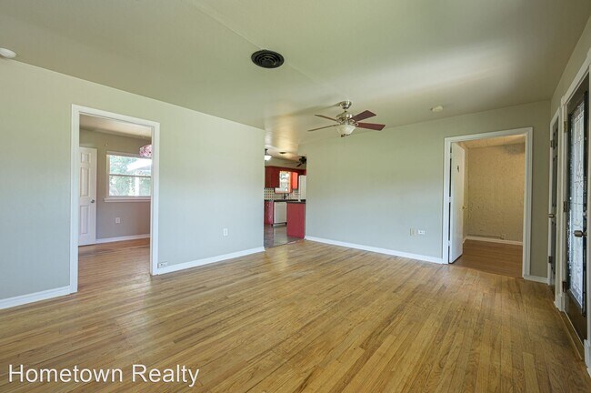 Foto del edificio - 3 br, 1.5 bath House - 2409 Sandra Drive