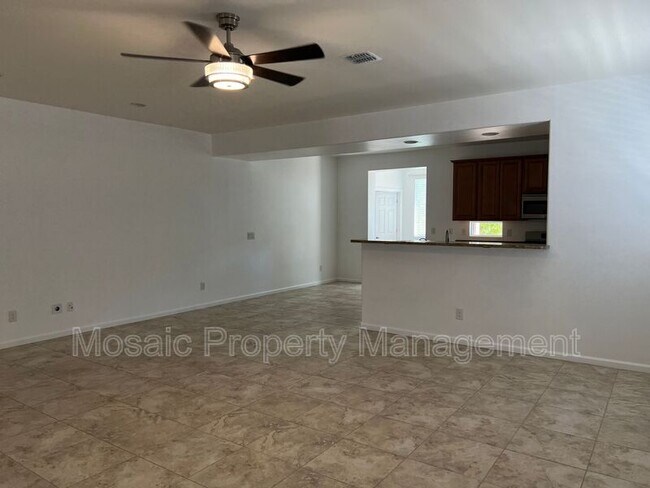 Foto del edificio - 3731 Aspen Ave