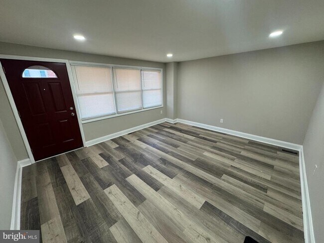 Foto del edificio - 8050 Lansdale Rd