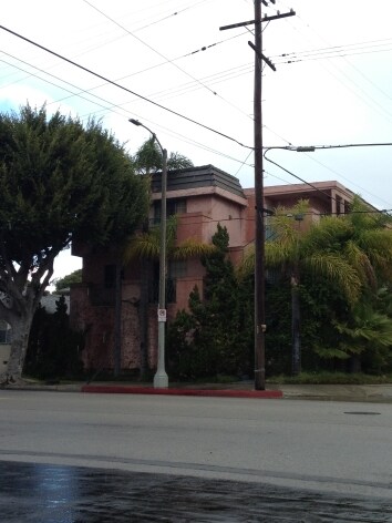 Building Photo - 1702 N Wilmington Blvd