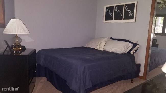 Foto del edificio - 3 br, 2 bath Apartment - 14651 S 82nd Ave