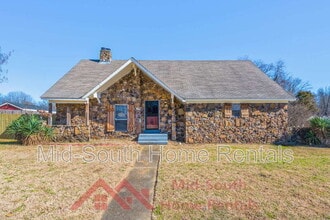 Building Photo - 5164 Brushwood Dr