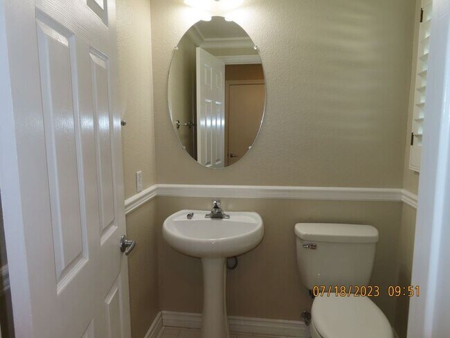 Building Photo - 26270 Monticello Way