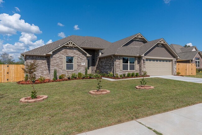 Foto del edificio - Modern Living: Spacious 5 Bed, 2 Bath Home...