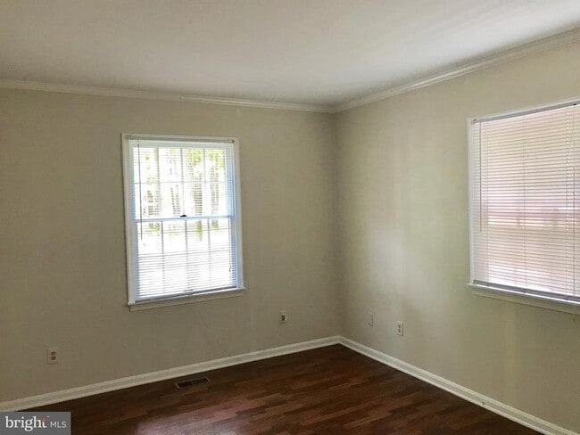 Building Photo - 9587 Gulleys Cove Ln