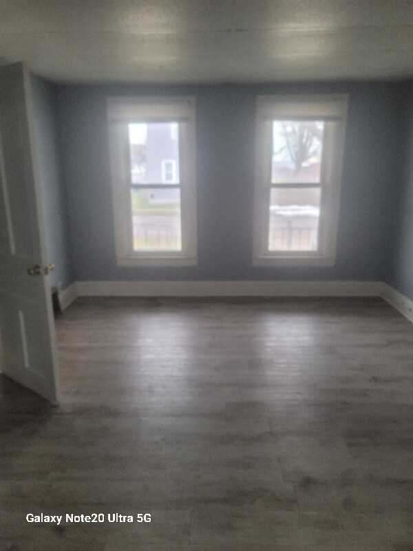 335 Germania St Unit Lower, Buffalo, NY 14220 Room for Rent in