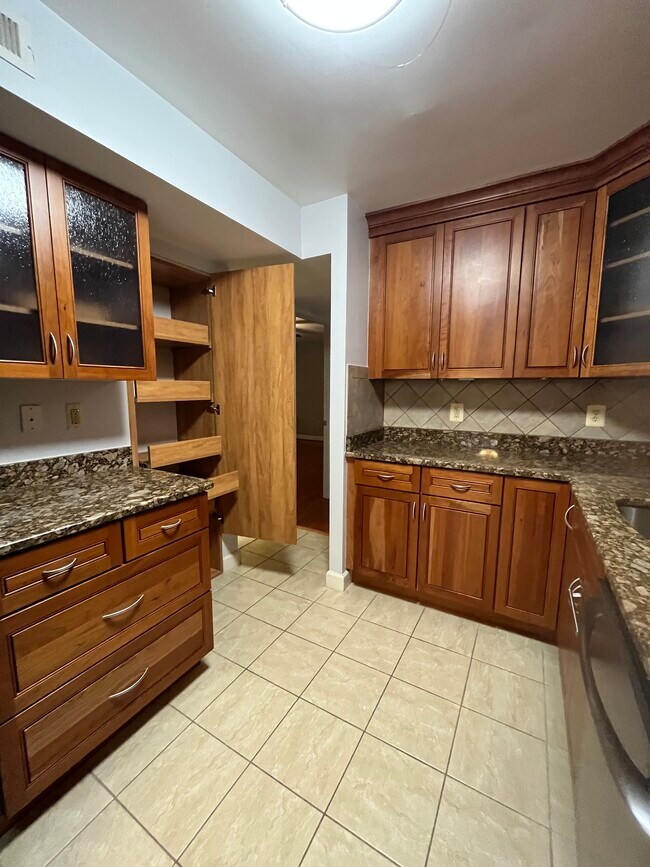 Foto del edificio - 9800 Georgia Ave