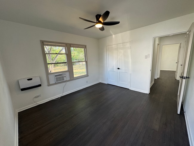 Photo - 510 Mitchell Ave House