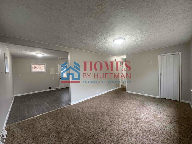 Foto del edificio - Westside Three Bedroom House