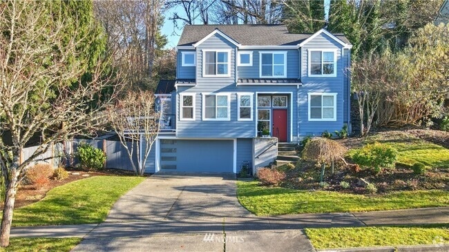 Building Photo - 10526 111th Ave NE