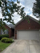 Building Photo - 2576 Moray Pl