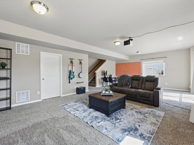 Foto del edificio - 8308 Needle Drop Ct